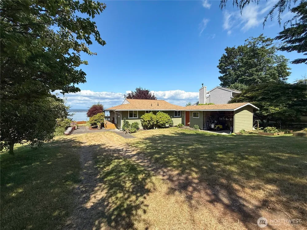 16 A Saratoga  (Including D-15) Drive Hat Island, WA 98206