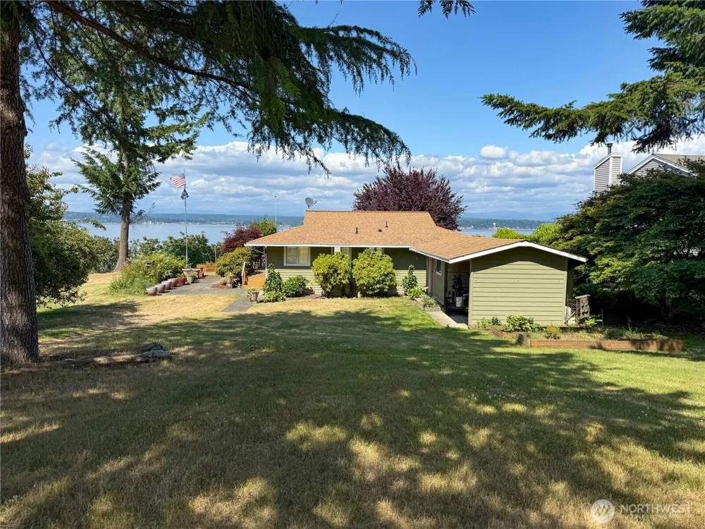 16 A Saratoga  (Including D-15) Drive Hat Island, WA 98206