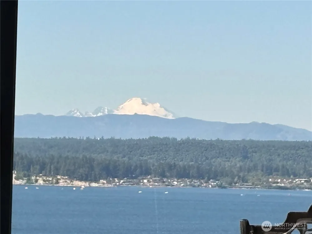 16 A Saratoga  (Including D-15) Drive Hat Island, WA 98206