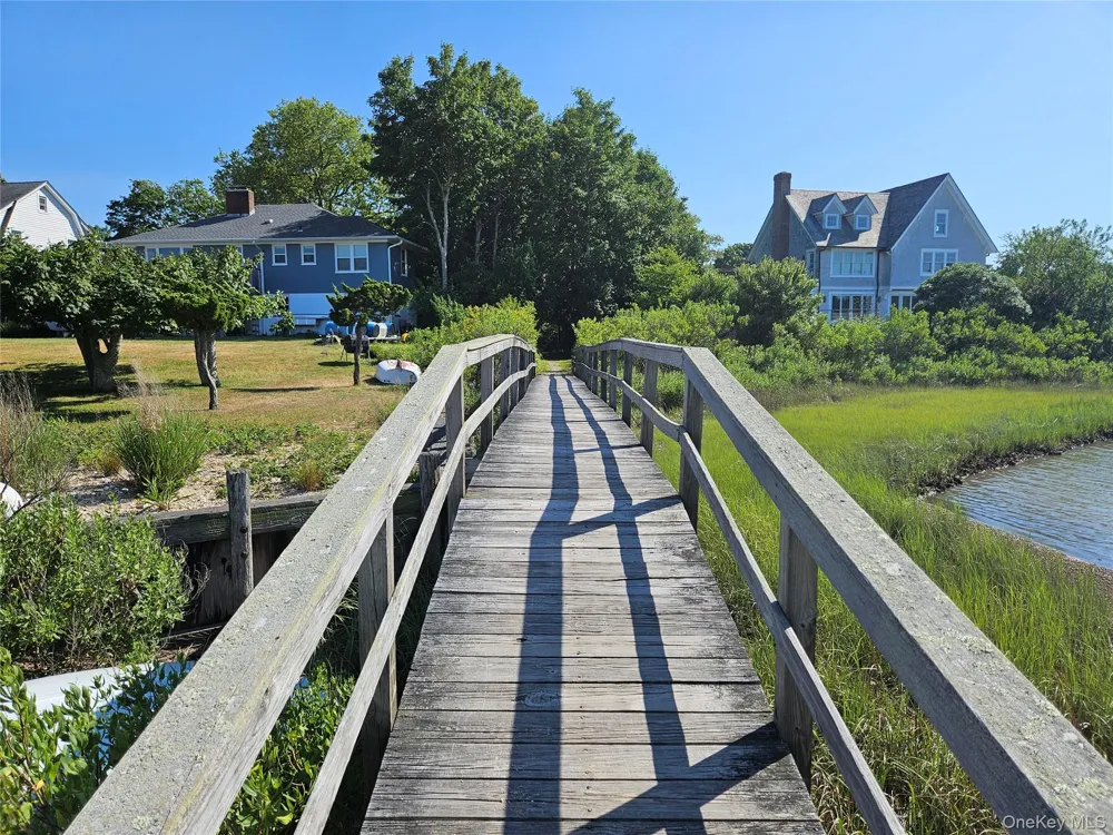 3650 Bay Shore Road Greenport, NY 11944