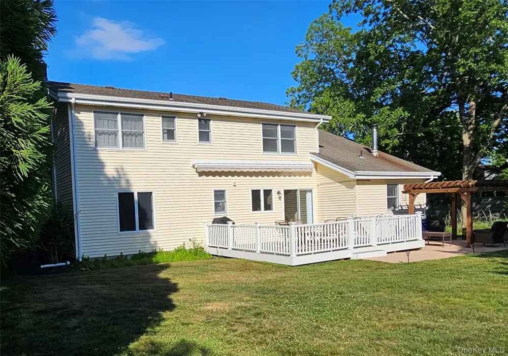 3650 Bay Shore Road Greenport, NY 11944