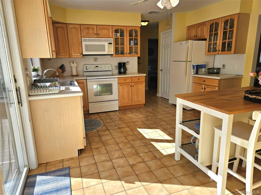 3650 Bay Shore Road Greenport, NY 11944