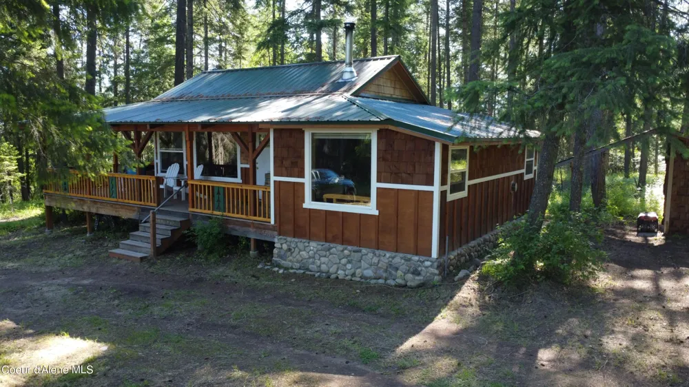 1942 Two Tail Road Bonners Ferry, ID 83805