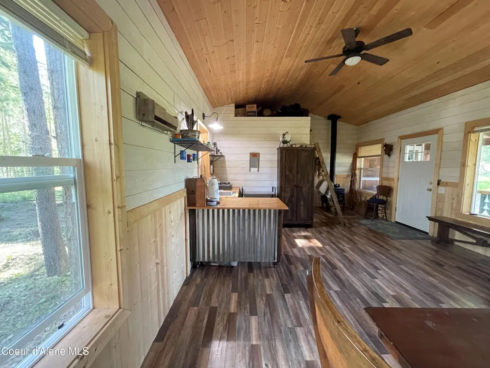1942 Two Tail Road Bonners Ferry, ID 83805