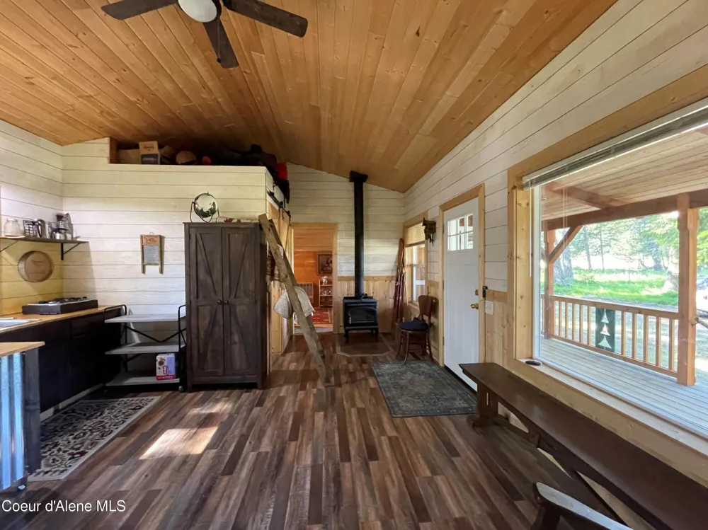 1942 Two Tail Road Bonners Ferry, ID 83805