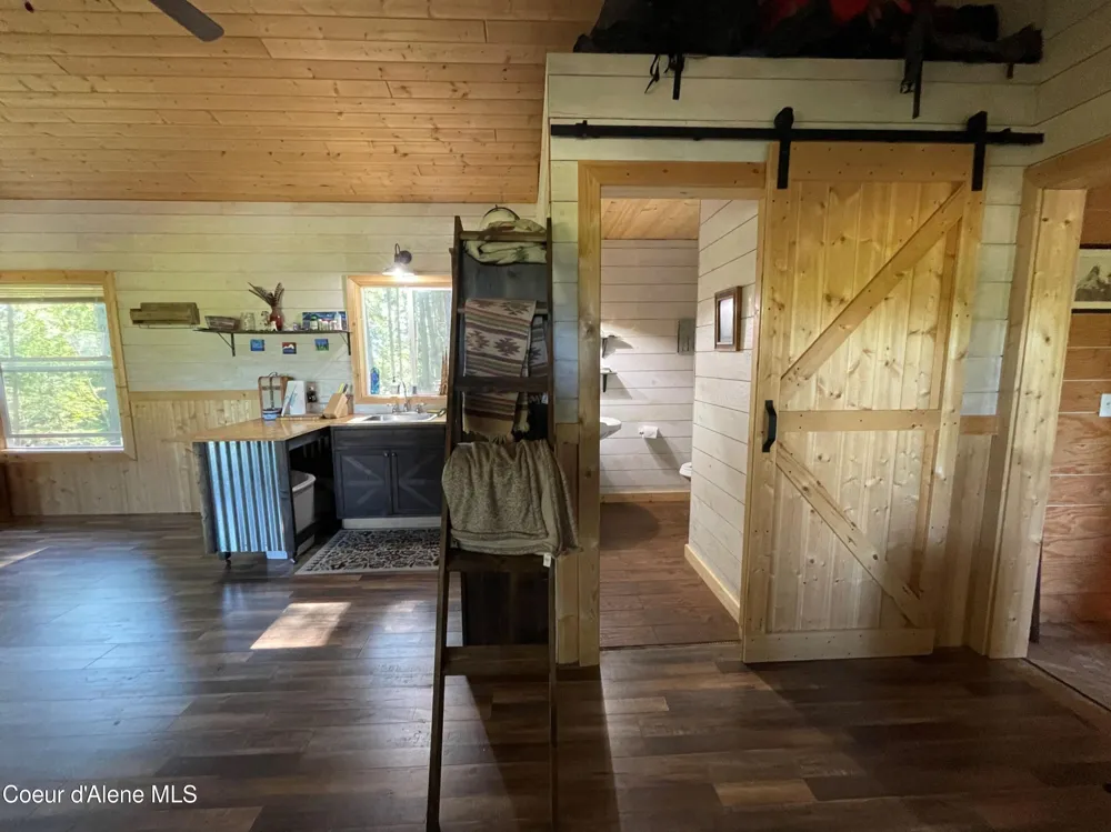1942 Two Tail Road Bonners Ferry, ID 83805