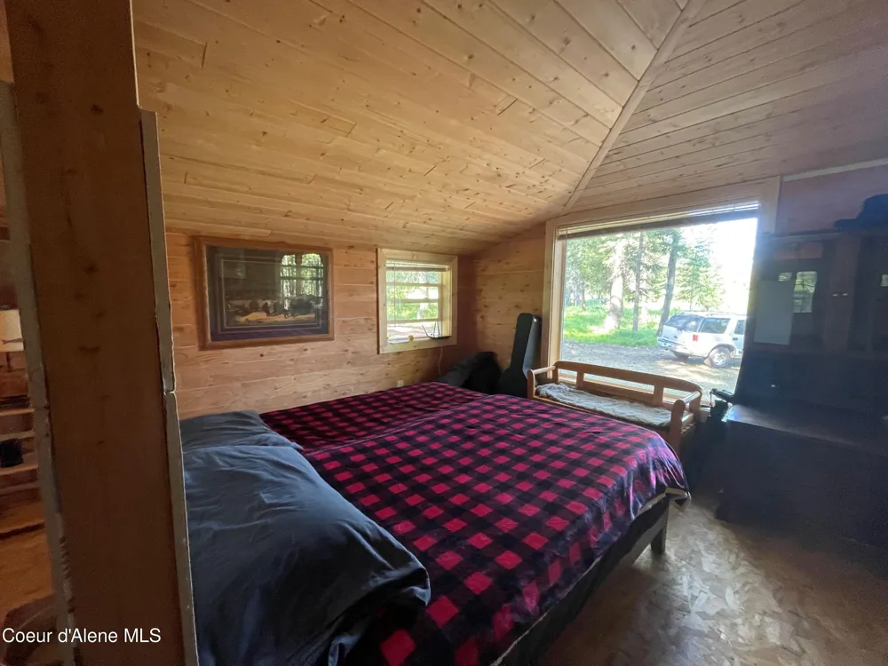 1942 Two Tail Road Bonners Ferry, ID 83805
