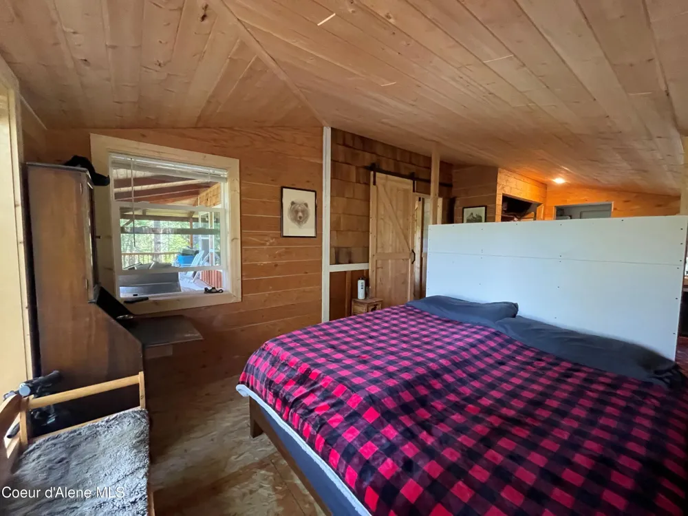 1942 Two Tail Road Bonners Ferry, ID 83805