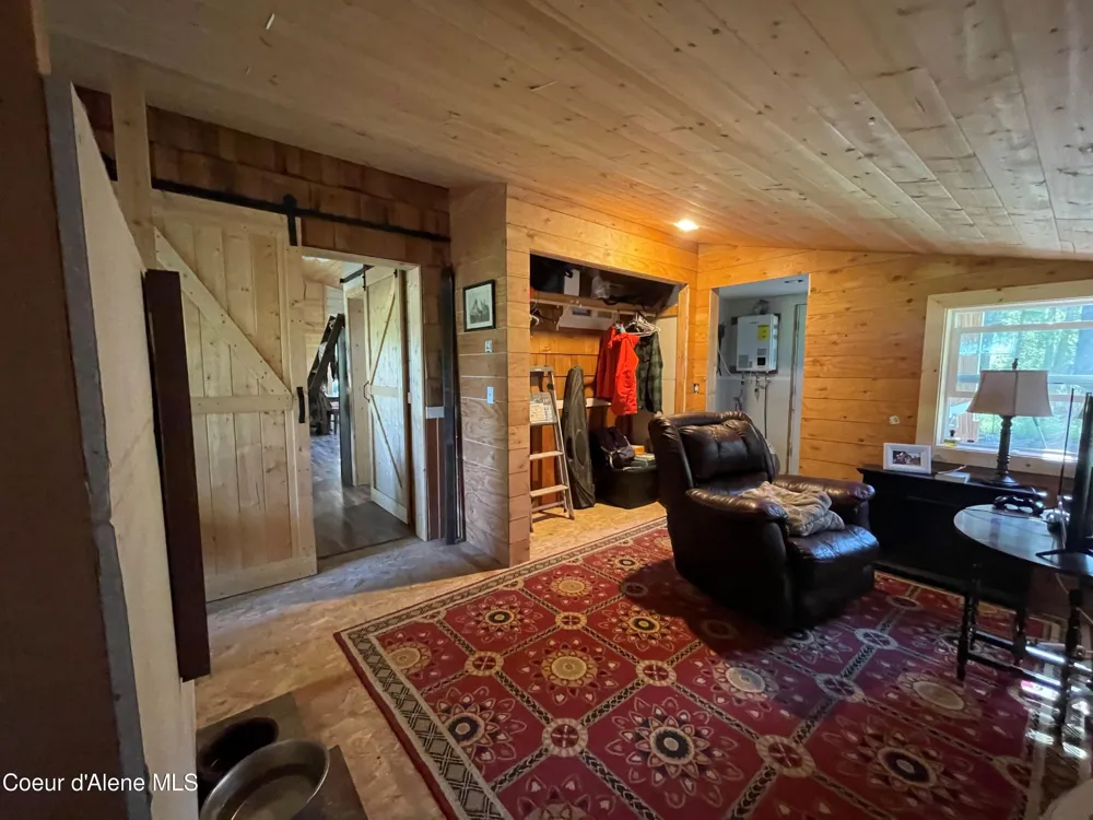1942 Two Tail Road Bonners Ferry, ID 83805