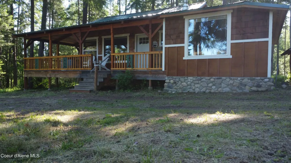 1942 Two Tail Road Bonners Ferry, ID 83805