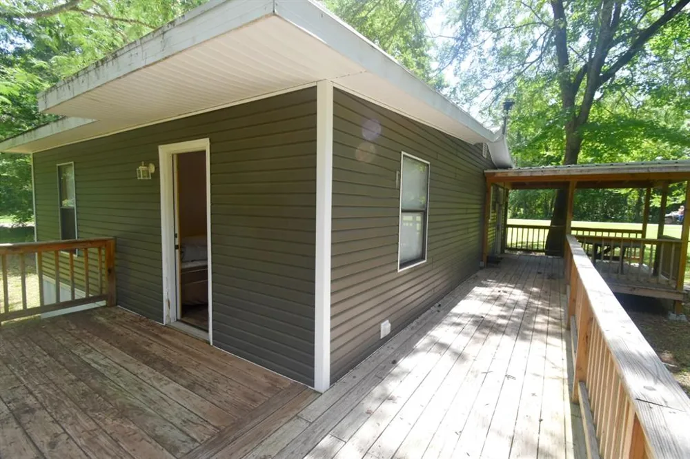 1611 County Road 1858 Yantis, TX 75497