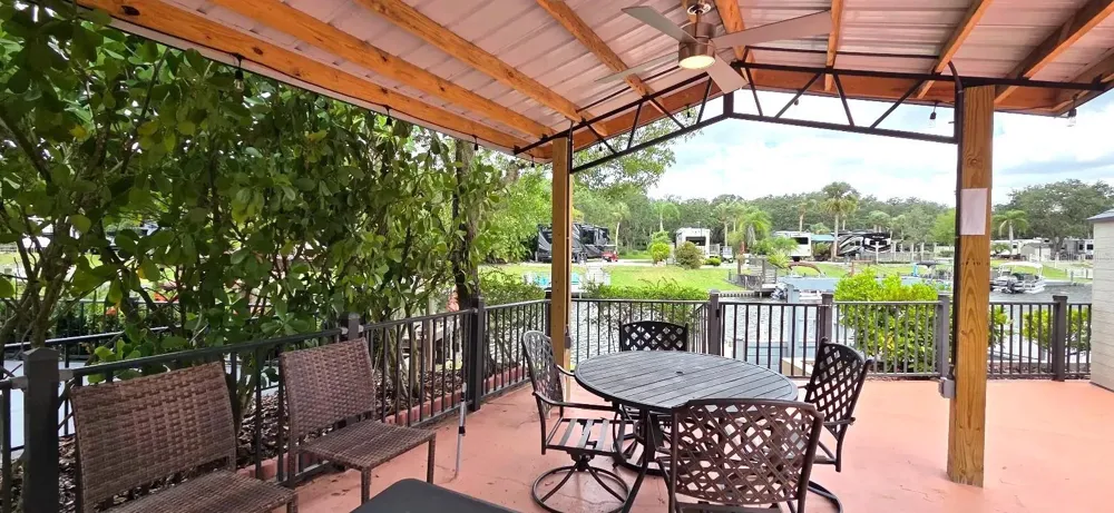 568 WATERWAY DRIVE River Ranch, FL 33867