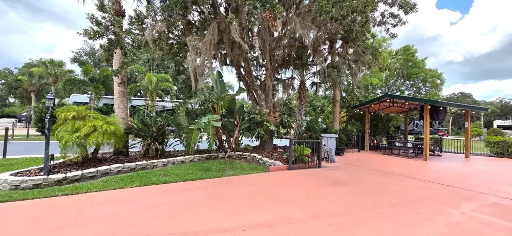 568 WATERWAY DRIVE River Ranch, FL 33867