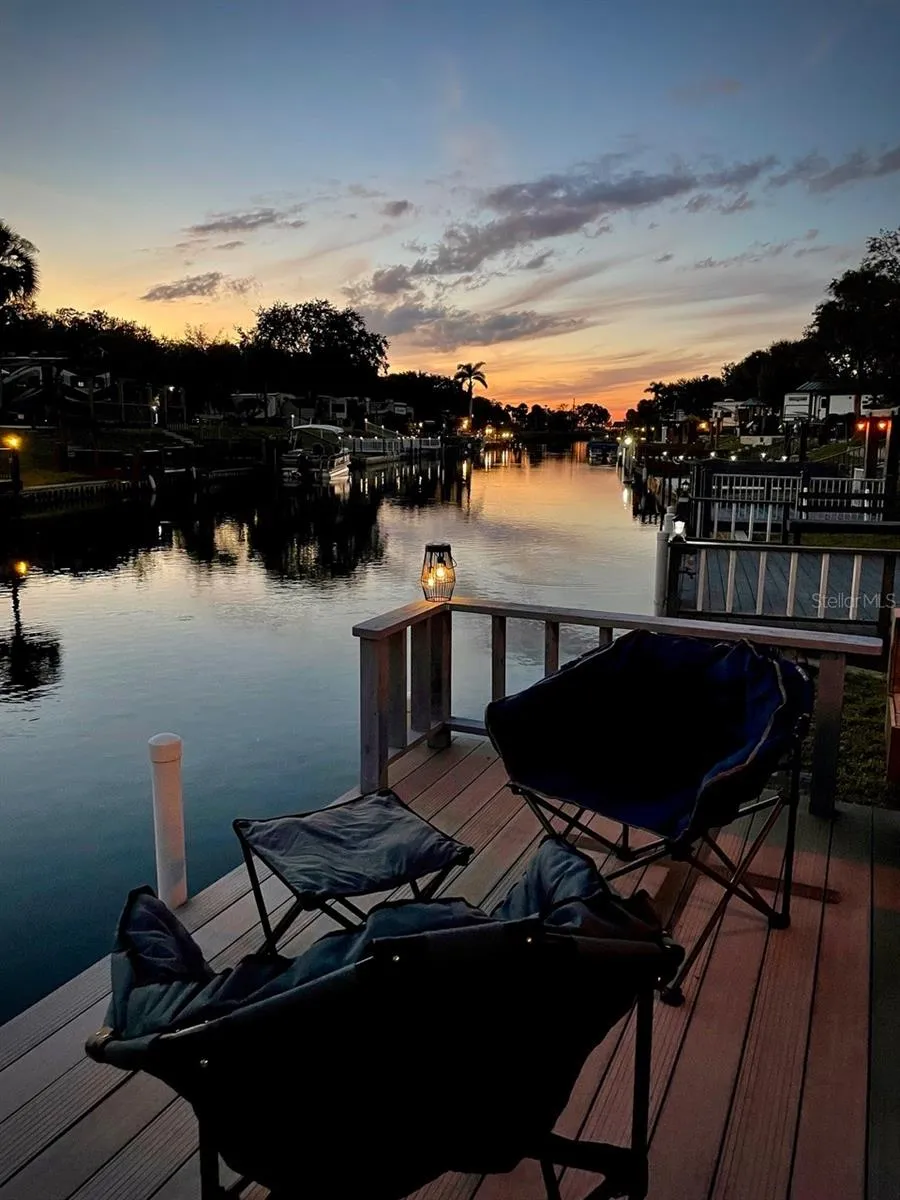 568 WATERWAY DRIVE River Ranch, FL 33867
