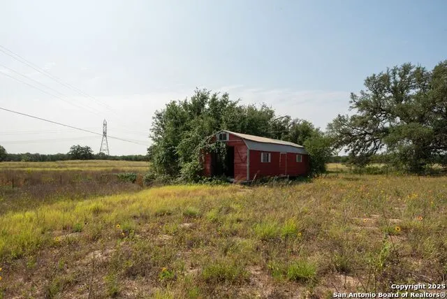 1003 County Road 334 Stockdale, TX 78160
