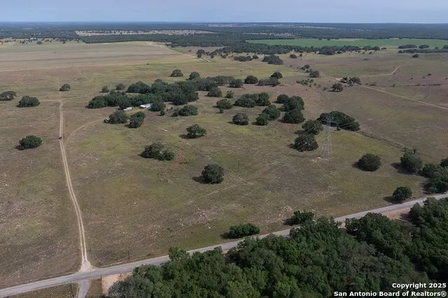 1003 County Road 334 Stockdale, TX 78160
