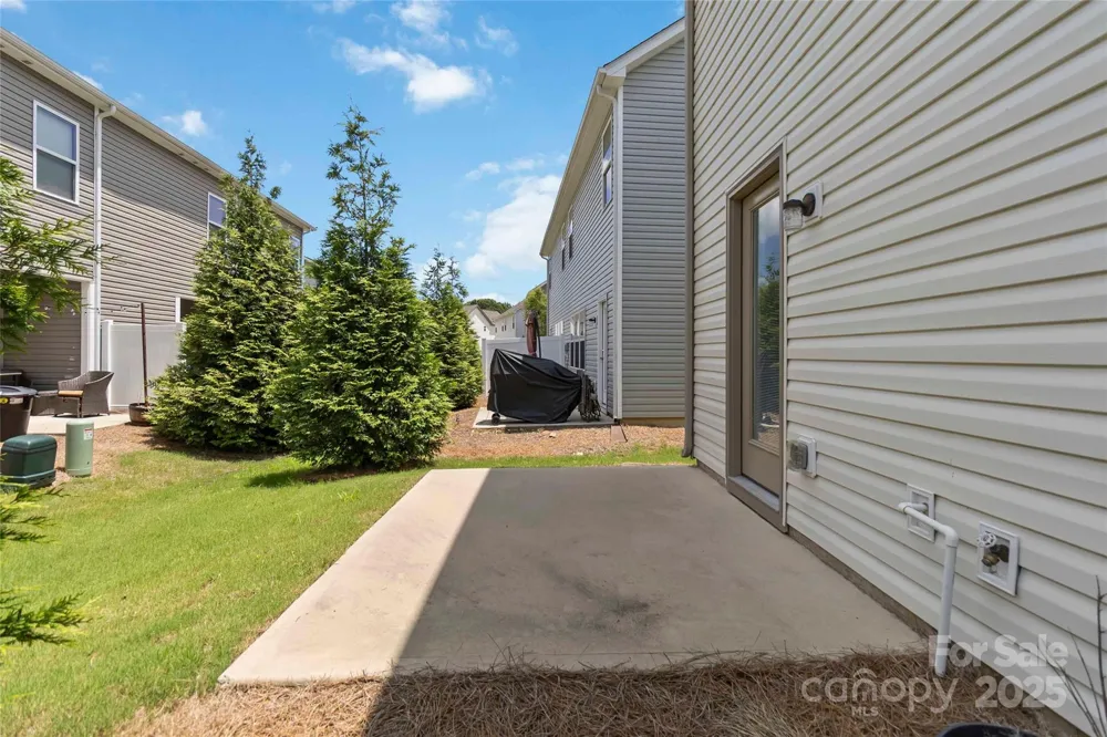 14027 Clayborn Street Midland, NC 28107