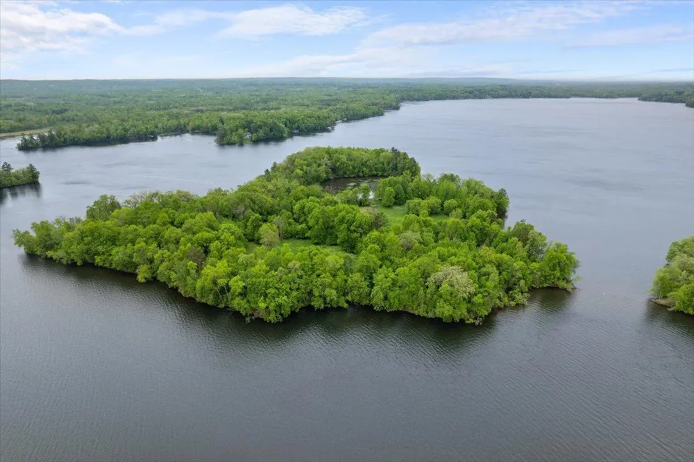 X Garbutt Island Birchwood, WI 54817