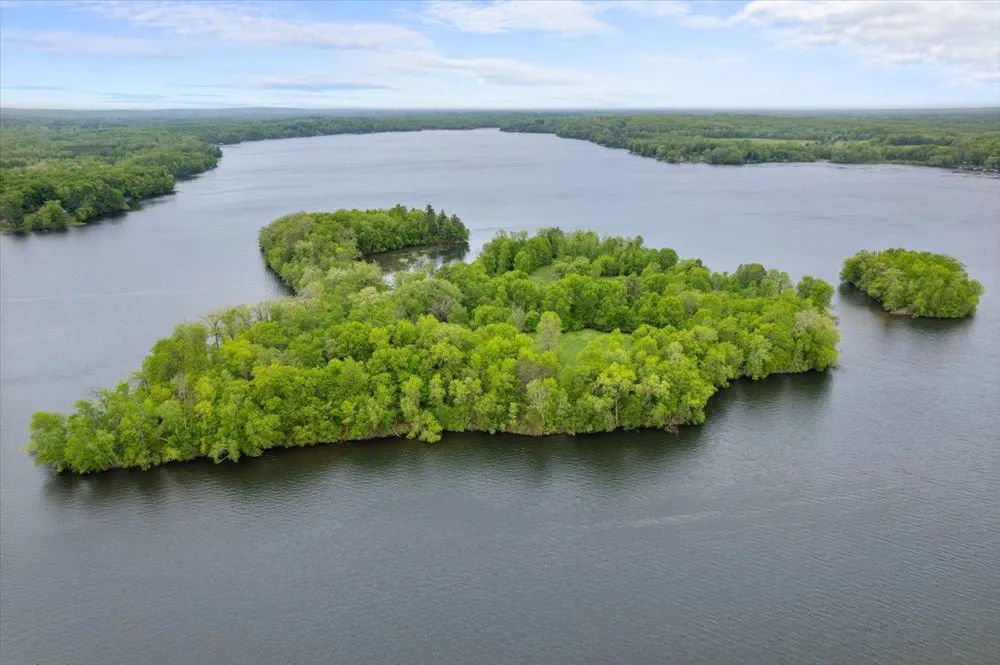 X Garbutt Island Birchwood, WI 54817