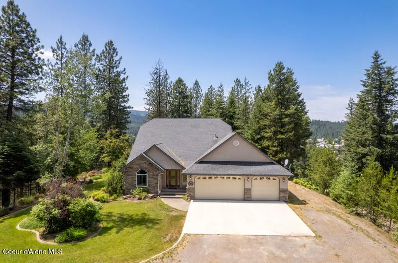 608 Country Club Lane Pinehurst, ID 83850