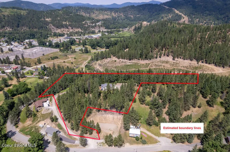 608 Country Club Lane Pinehurst, ID 83850