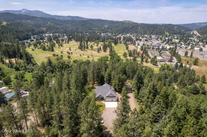 608 Country Club Lane Pinehurst, ID 83850