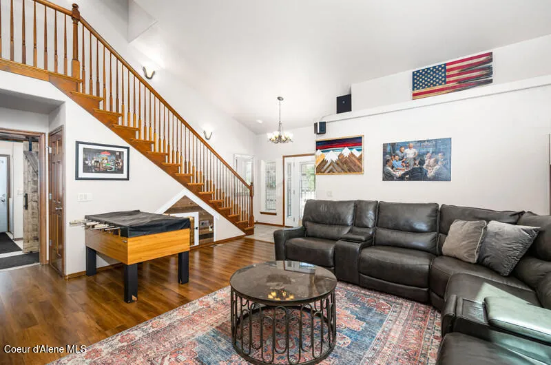 608 Country Club Lane Pinehurst, ID 83850