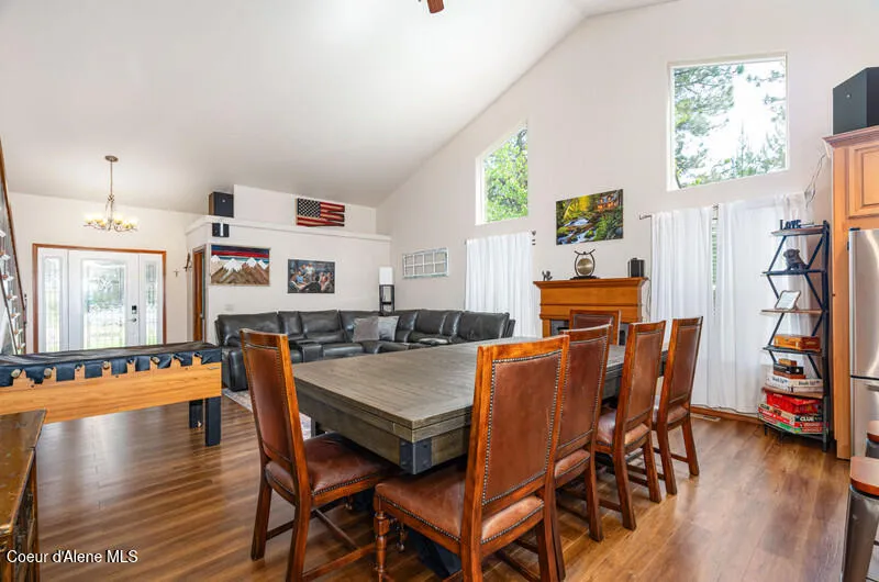 608 Country Club Lane Pinehurst, ID 83850