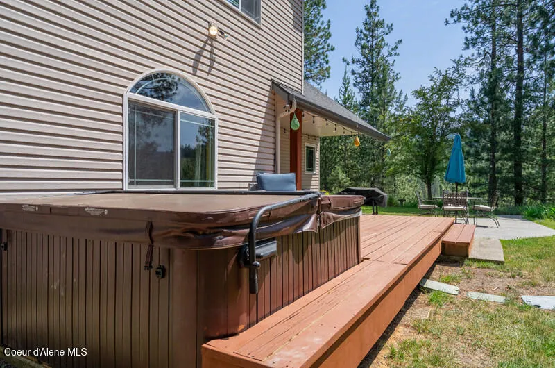 608 Country Club Lane Pinehurst, ID 83850