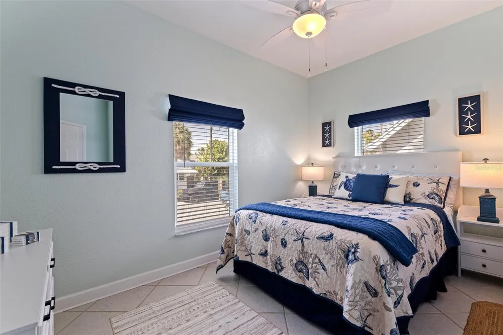 106 7TH AVENUE St Pete Beach, FL 33706