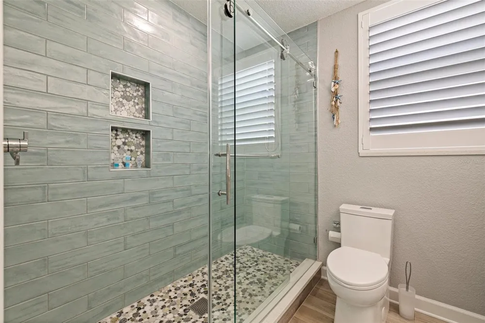 106 7TH AVENUE St Pete Beach, FL 33706