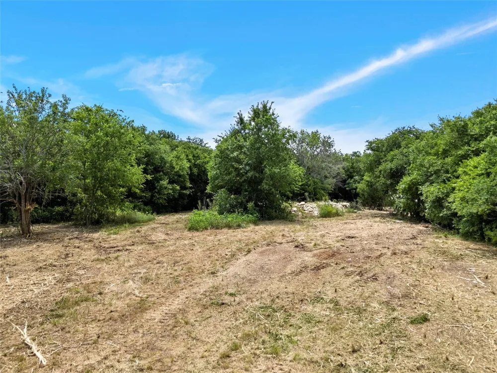 E 1st Street McGregor, TX 76657