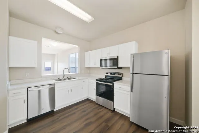 3706 BROWNING BLF San Antonio, TX 78245