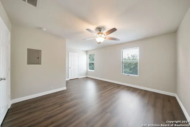 3706 BROWNING BLF San Antonio, TX 78245