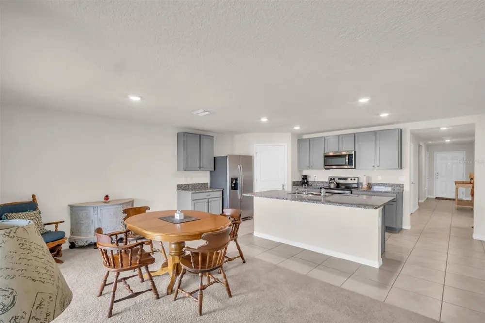 7774 SAIL CLOVER LANE Zephyrhills, FL 33540