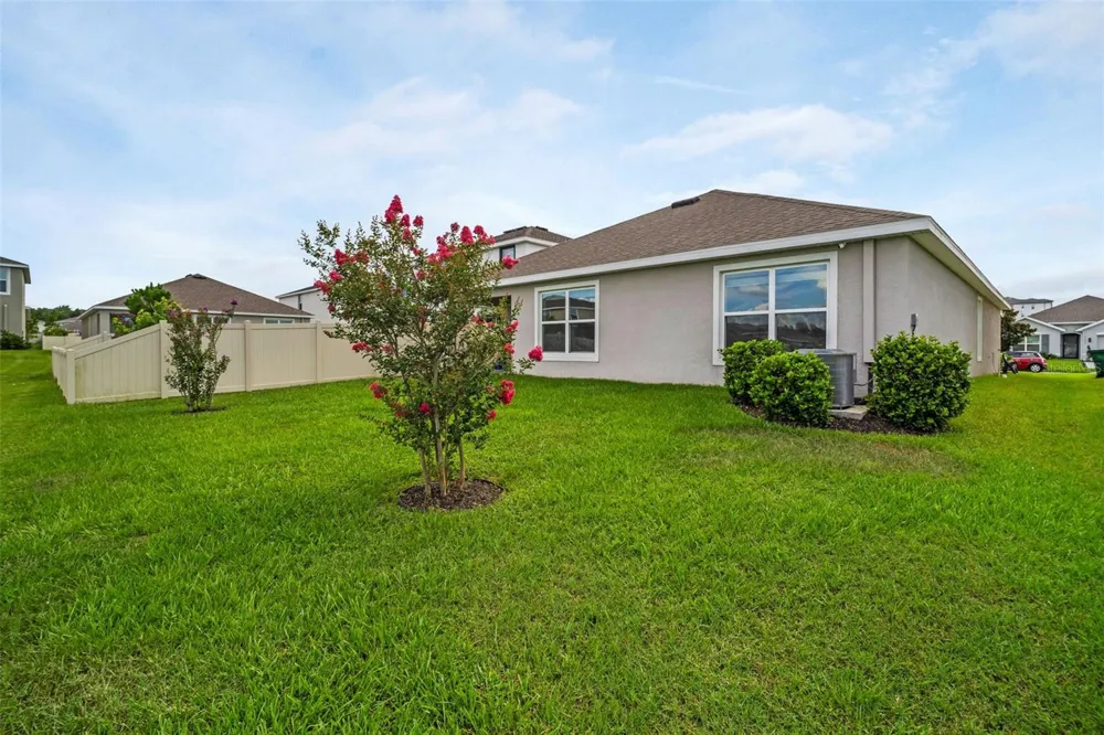 7774 SAIL CLOVER LANE Zephyrhills, FL 33540