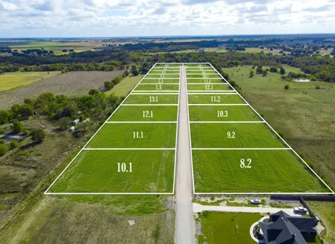 3 Court-Side Drive
