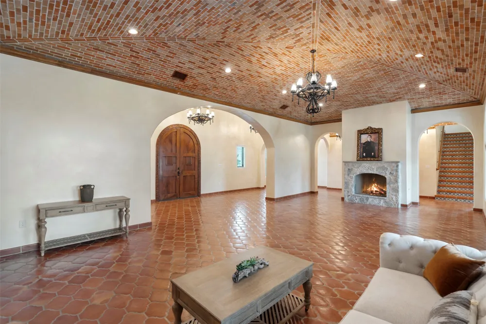 108 Country Vista Lane Georgetown, TX 78626