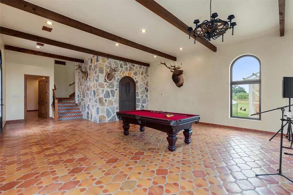 108 Country Vista Lane Georgetown, TX 78626