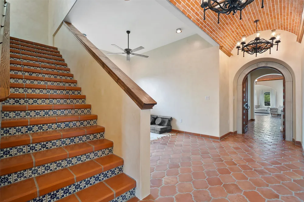 108 Country Vista Lane Georgetown, TX 78626