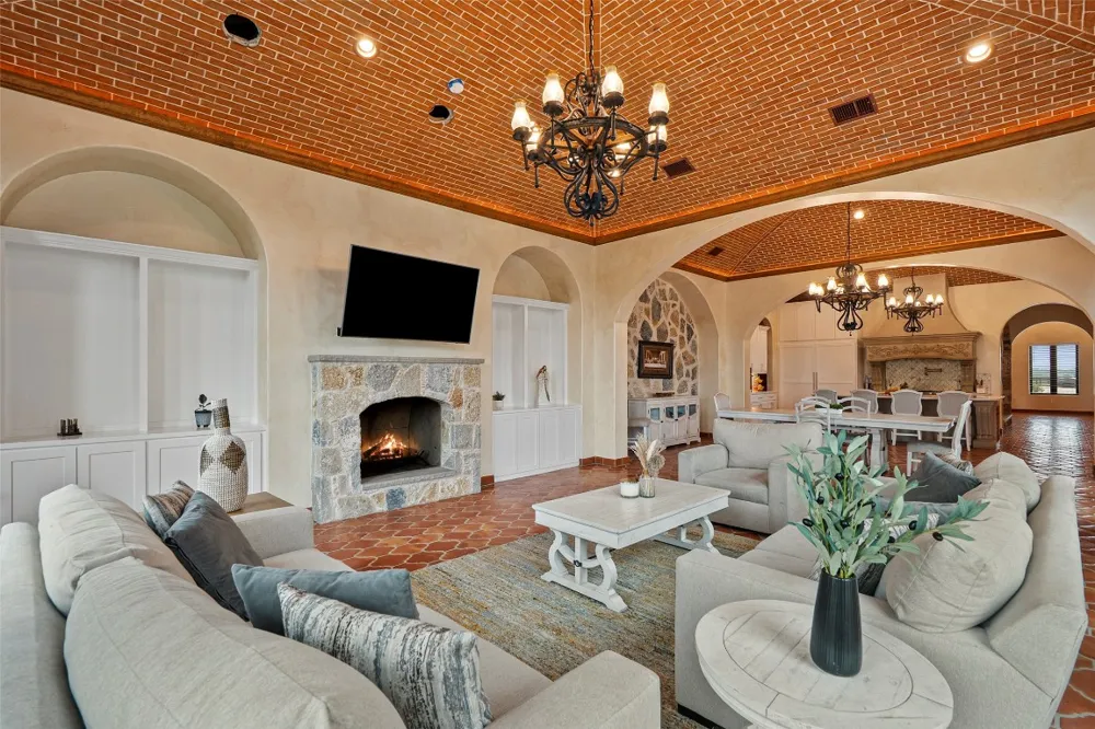 108 Country Vista Lane Georgetown, TX 78626