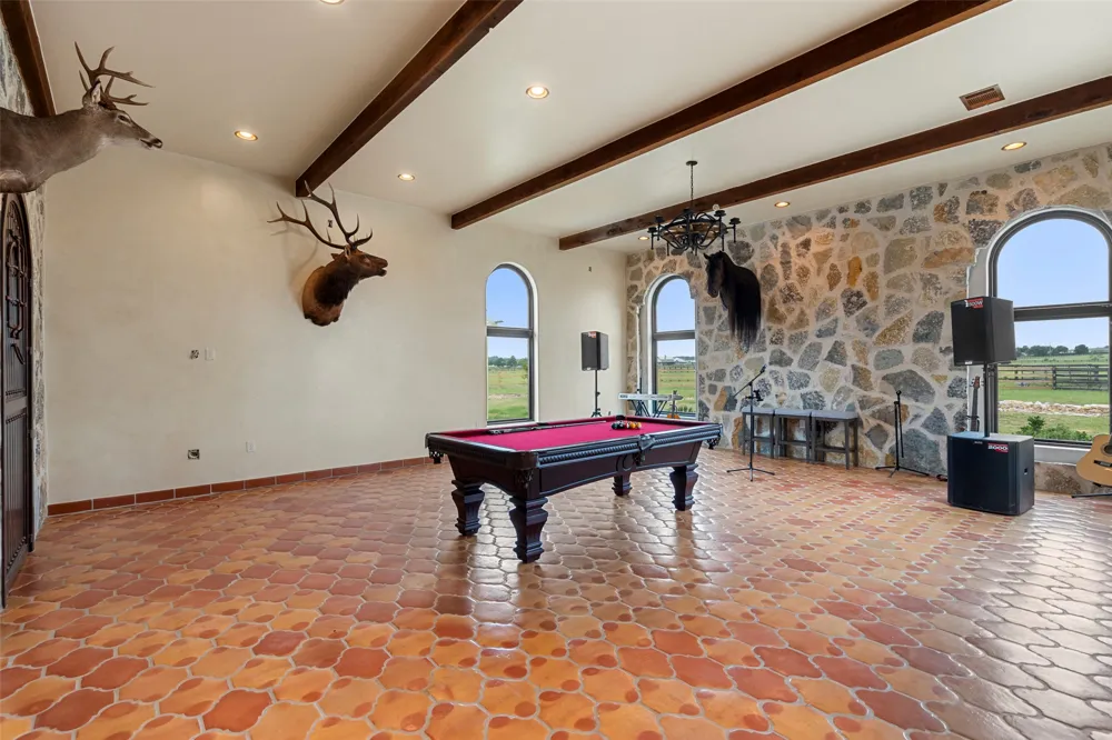 108 Country Vista Lane Georgetown, TX 78626
