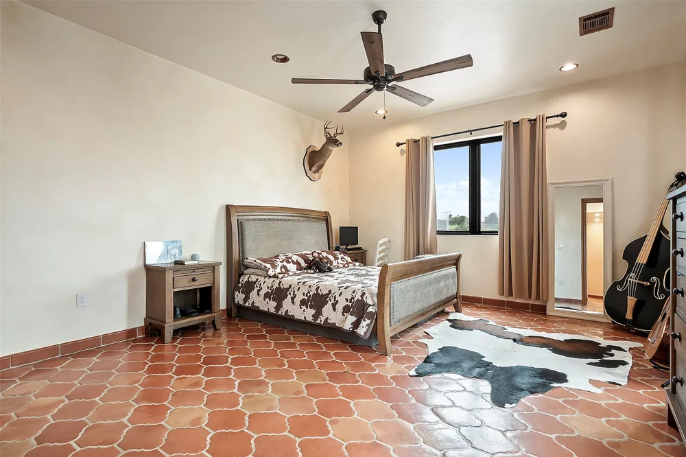 108 Country Vista Lane Georgetown, TX 78626