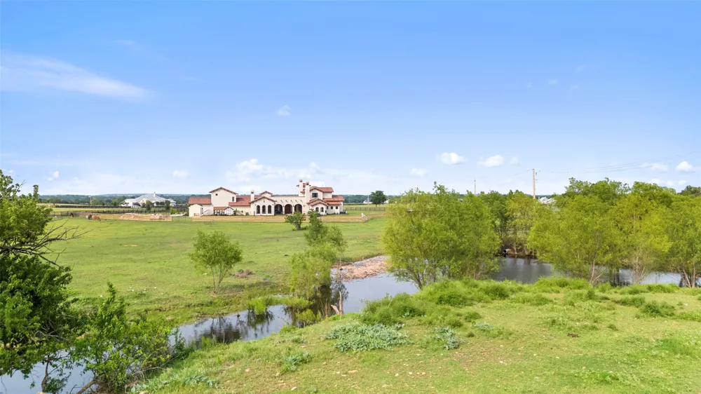 108 Country Vista Lane Georgetown, TX 78626