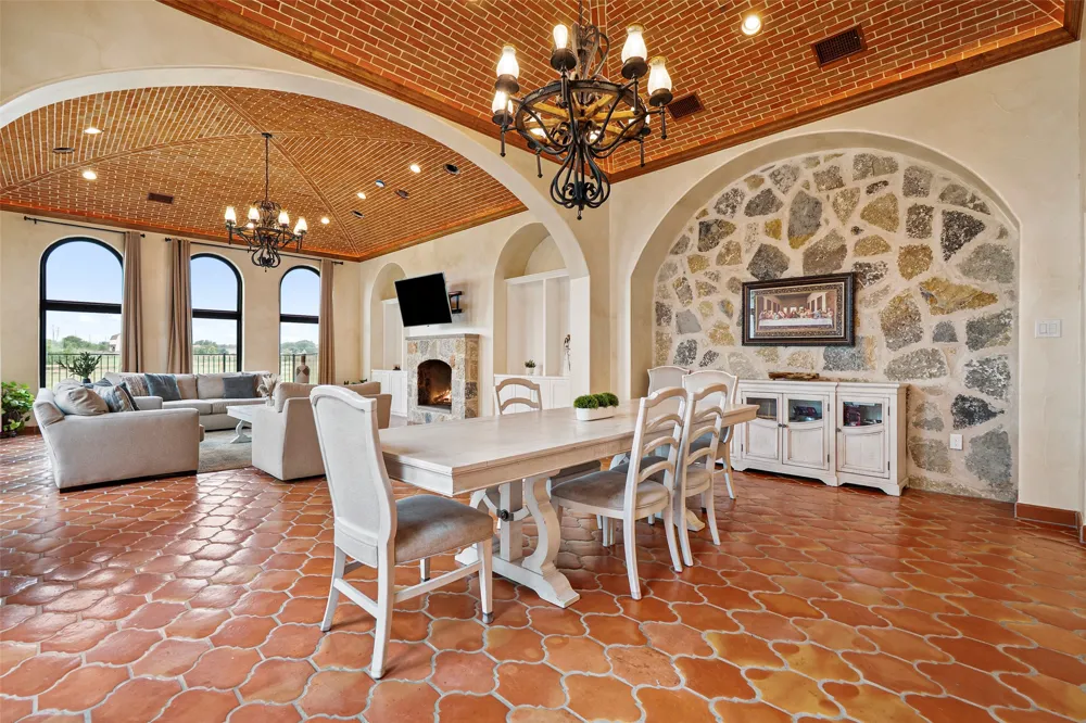 108 Country Vista Lane Georgetown, TX 78626