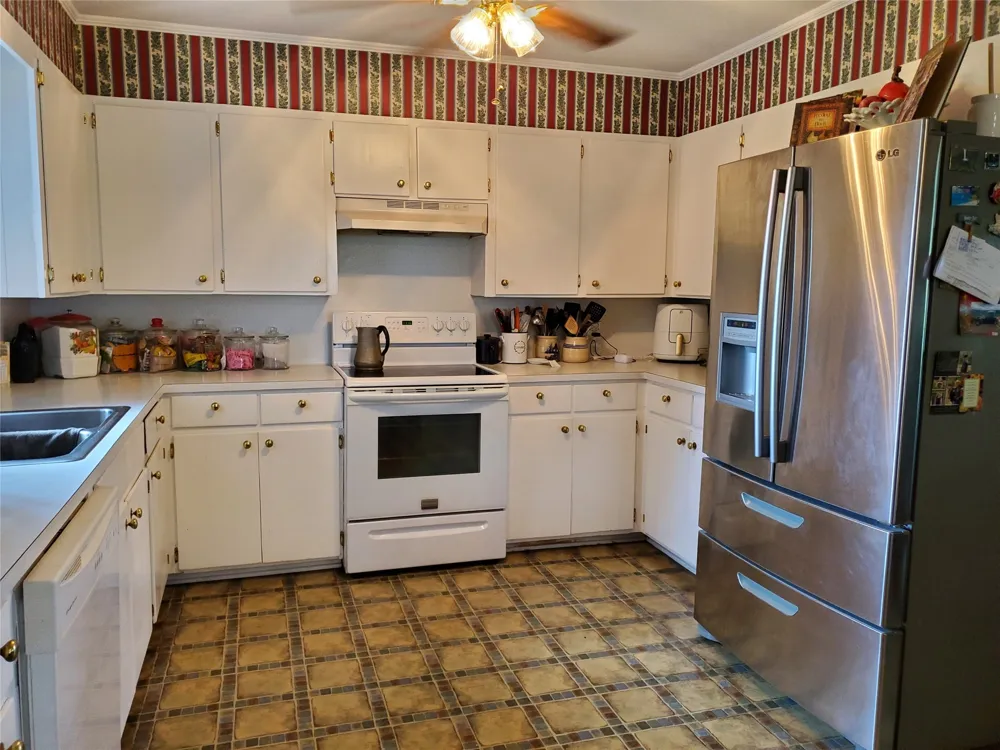 468 CR 4211 Pittsburg, TX 75686