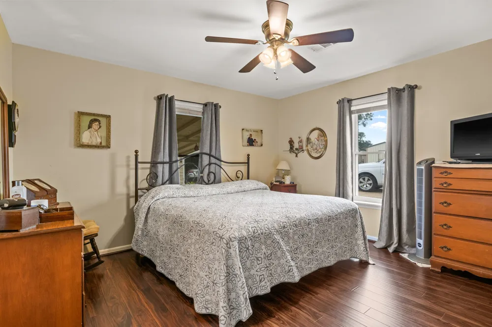 468 CR 4211 Pittsburg, TX 75686