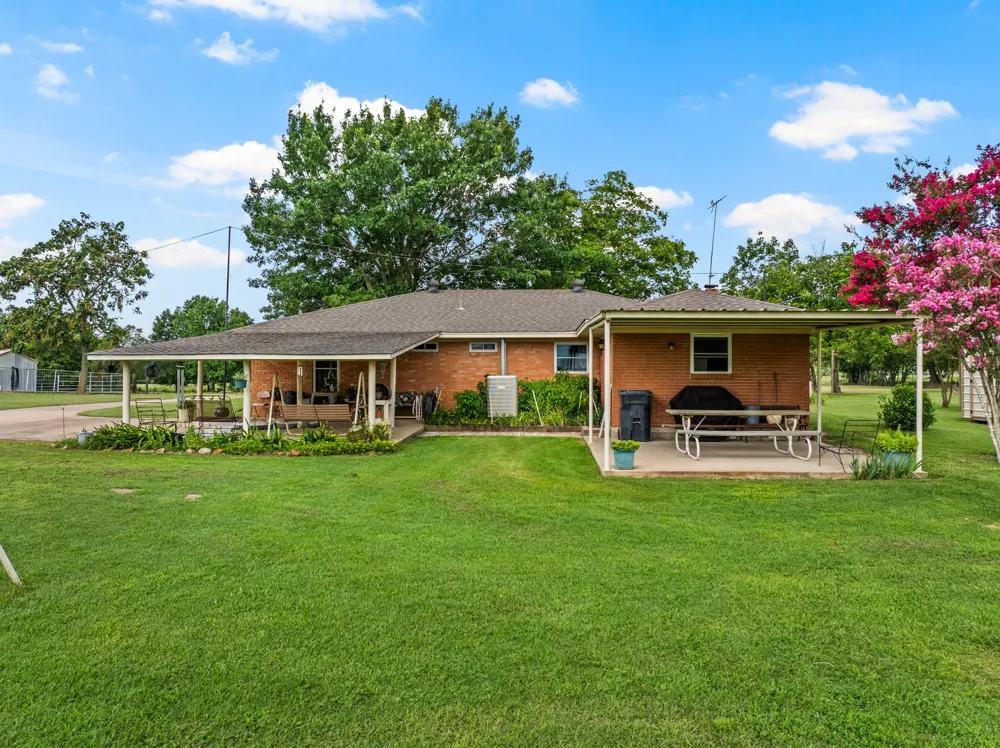 468 CR 4211 Pittsburg, TX 75686