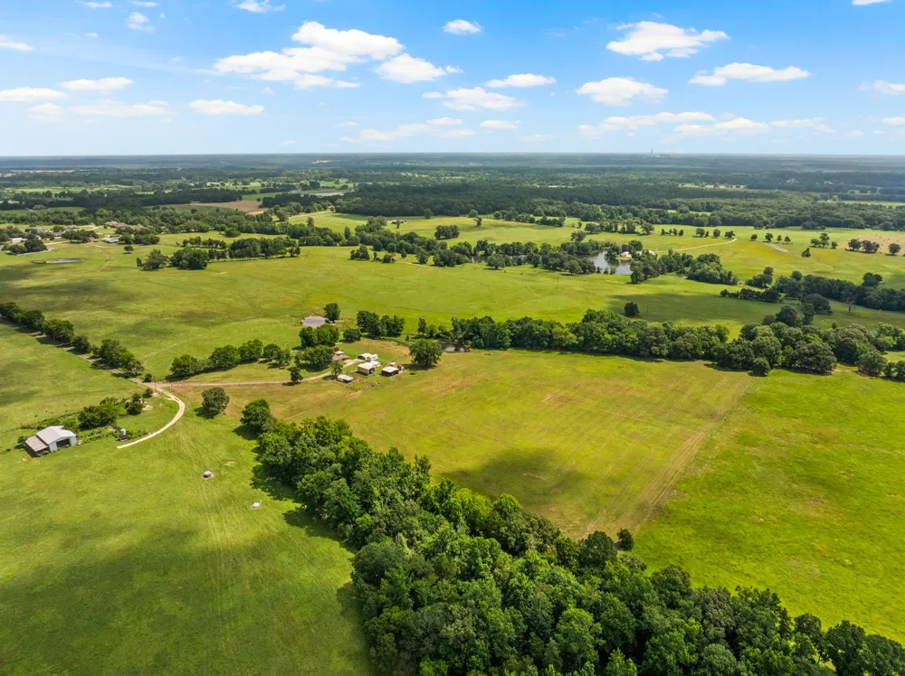 468 CR 4211 Pittsburg, TX 75686