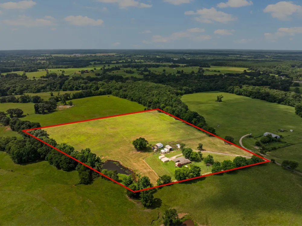 468 CR 4211 Pittsburg, TX 75686